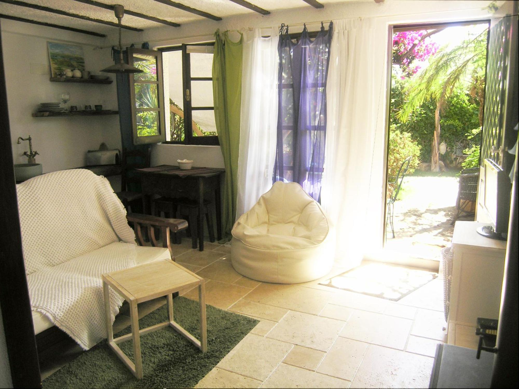 Uma Casa A Beira Sol Bed and Breakfast Lagos Exteriör bild